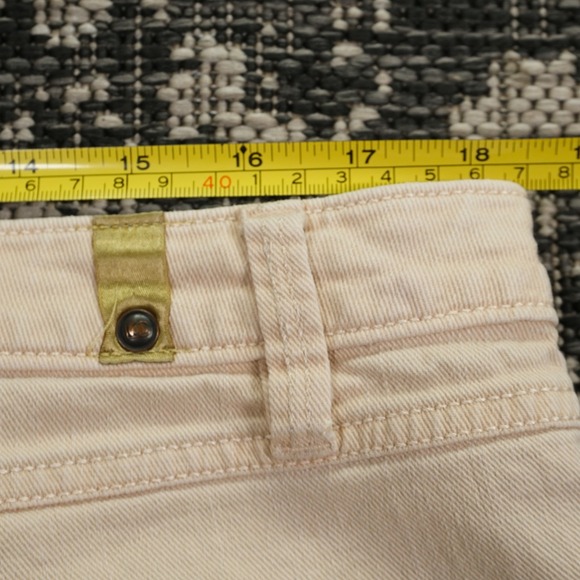 LC Lauren Conrad Women's Denim Shorts Beige Khaki Frayed Hem Casual Size 14 - Picture 6 of 10